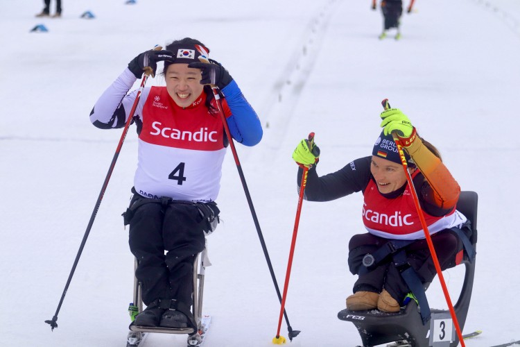 5c9c8aec892bc58a86f59e938d05e5bd_1764518