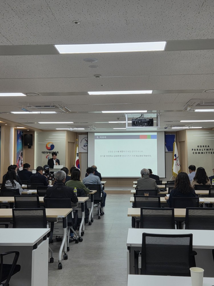 5c9c8aec892bc58a86f59e938d05e5bd_1764519